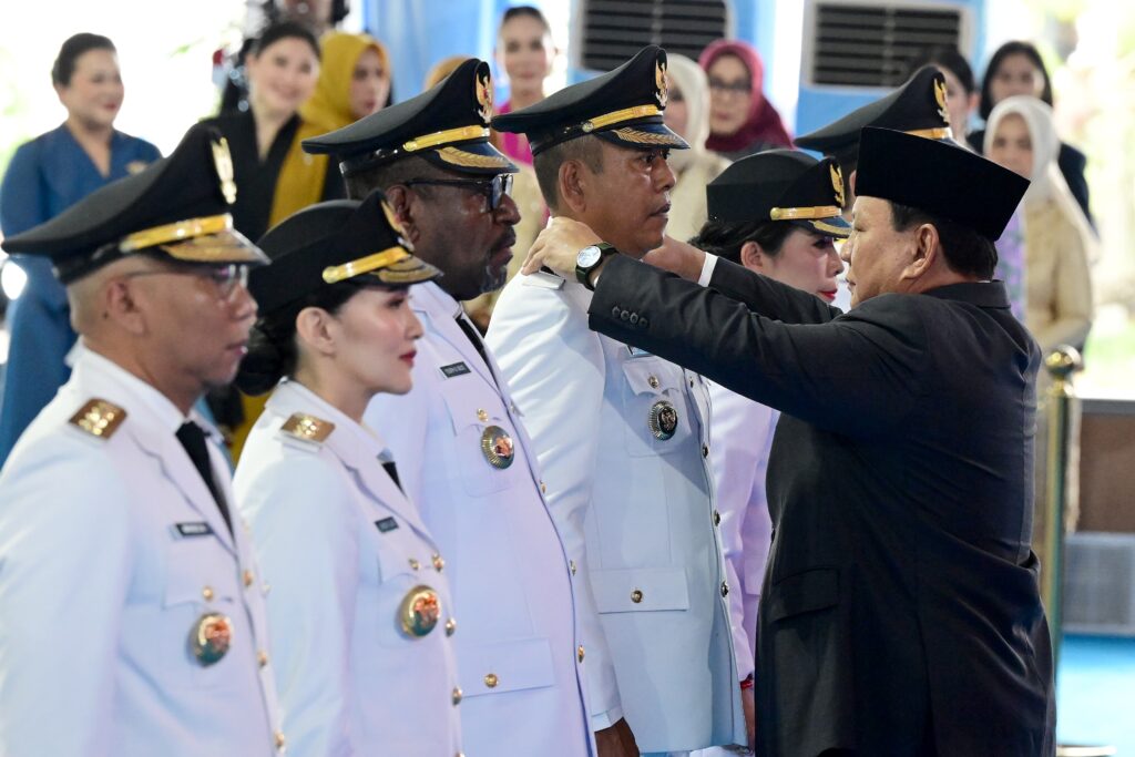 Bupati Karangasem Gusti Putu Parwata menjadi perwakilan agama Hindu dilantik langsung oleh presiden Prabowo Subianto di Jakarta.