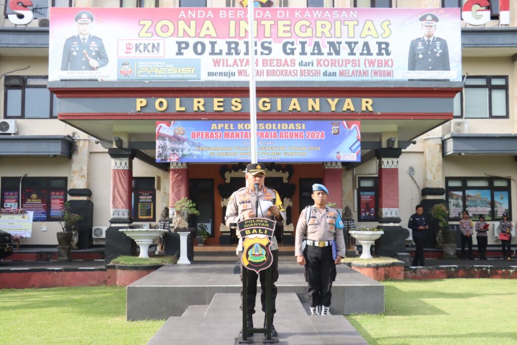 Kapolres Gianyar AKBP Umar.