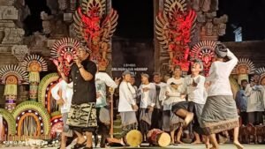 Para juara beleganjur saat tampil di Batuyang Chaitra Festival I pada Rabu malam (26/3/2025). Turut dihadiri Wakil Gubernur Bali Nyoman Giri Prasta.