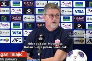 Pelatih Timnas Bahrain, Dragan Talajic, saat menghadiri konferensi pers jelang laga Kualifikasi Piala Dunia 2026 melawan Timnas Indonesia di Jakarta.