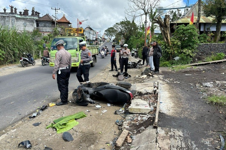 Kecelakaan lalu lintas maut terjadi di ruas jalan raya Penelokan yang menewaskan Ni Ketut Susanti (18).