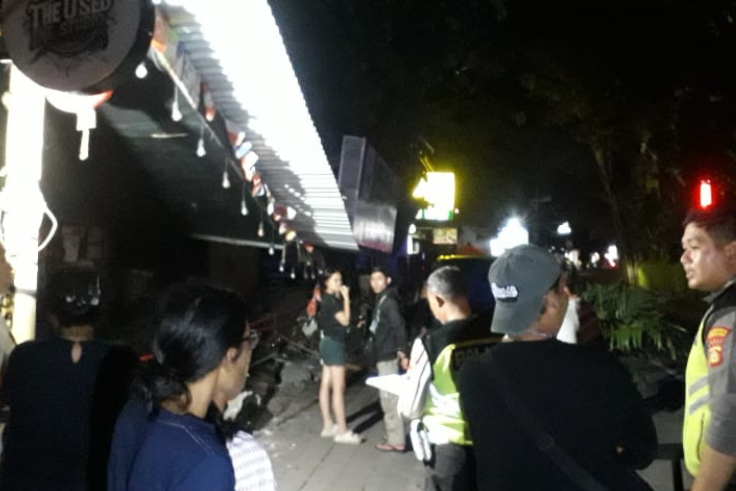 Kecelakaan lalu lintas di Jalan Pratama, tepat di depan Warung New Black Tom's, Tanjung Benoa, Kuta Selatan.