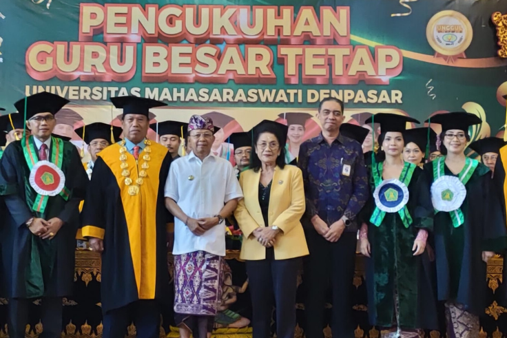 Pengukuhan Guru Besar Tetap Universitas Mahasaraswati Denpasar.