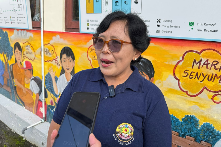 Kepala Sekolah SLBN 2 Denpasar, Ni Wayan Rapiyanti,S.Pd.