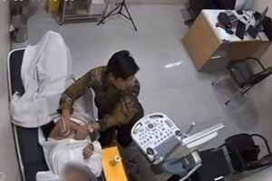 Tangkapan layar Dokter kandungan saat lakukan pelecehan seksual terhadap pasiennya.