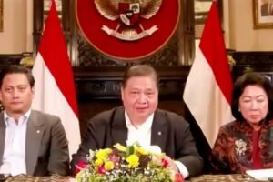 Menko Perekonomian Airlangga Hartarto Beberkan Hasil Kesepakatan Negosiasi Tarif Trump pada Jumat (18/4).