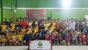 Atlet muda yang menjadi peserta Kejurkab ini beradu di GOR Agtha di Siangan, Gianyar.
