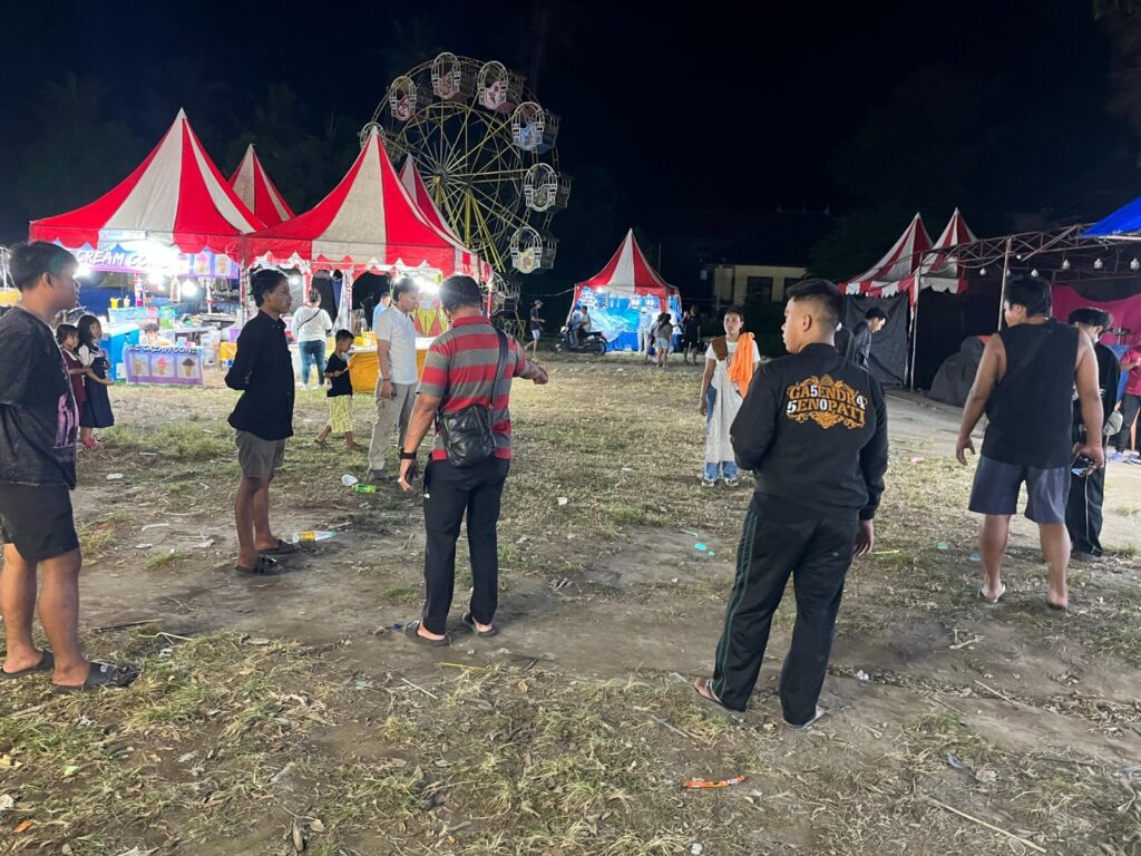 Suasana tempat hiburan malam di Pasar Sampalan yang sempat terjadi keributan sesama pedagang.