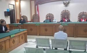 Suasana sidang kasus dugaan korupsi di Bumdesa Dawan Kaler berlangsung di Pengadilan Tipikor Denpasar.