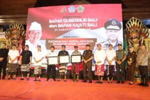 Bale Kerta Adhyaksa di Gianyar diresmikan Kajati disaksikan Gubernur, Wagub dan Bupati Gianyar.