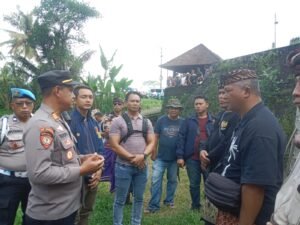 Kepolisian telah berkoordinasi dengan desa adat setempat terkait kondisi kuburan bayi.