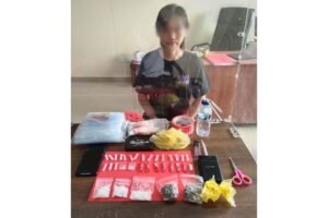 wanita muda inisial SF diamankan aparat Polresta Denpasar.