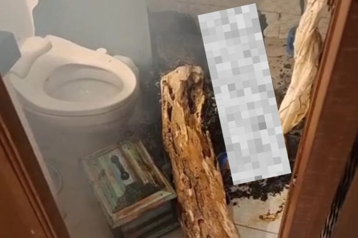 AA (54), ditemukan dalam kondisi mengenaskan dengan luka bakar di tubuh.