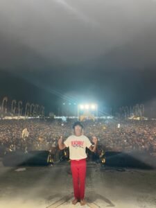 Agung Ketut Rai saat tampil di Karangasem membius ribuan penonton.