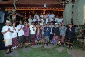 Puri Kauhan Ubud akan merancang Festival yang berisi pemberian penghargaan.