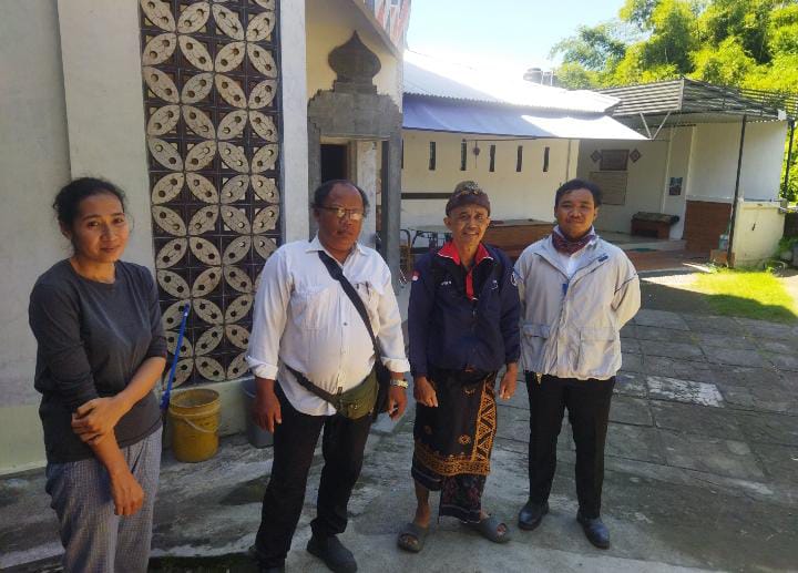 Puskeswan Gianyar III memastikan kesehatan hewan kurban sebelum dan setelah disembelih.