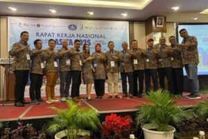 DPD Asita Bali kompak kenakan endek saat menghadiri Rakernas ASITA, Selasa (23/6).