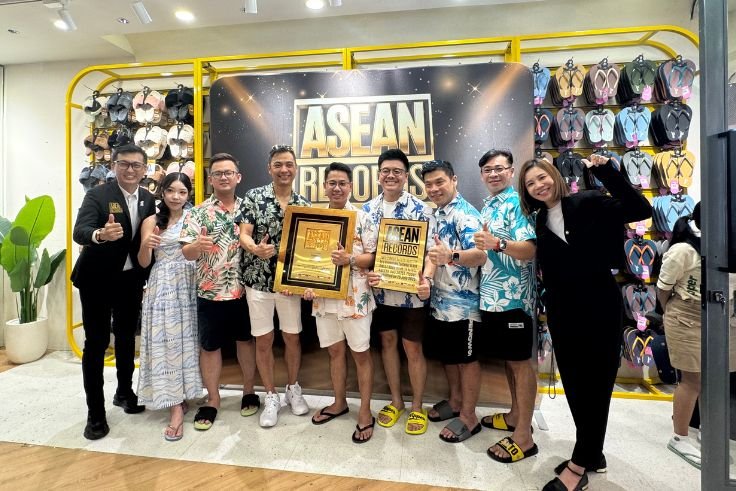 Peresmian outlet ke-60 Fipper di Kuta Square, Badung, Minggu (20/7).