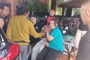 remaja perempuan berinisial NKDP (16) nyaris terjun di Jembatan Tukad Bangkung.