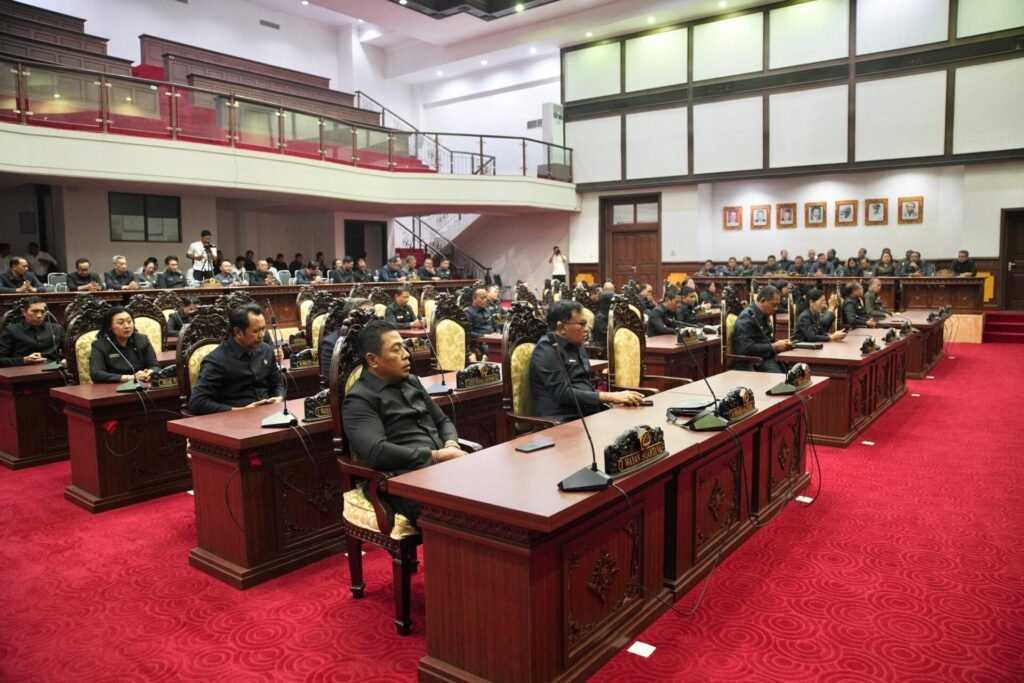 DPRD Gianyar setuju meminjam dana di Bank BPD Bali untuk pembangunan Gianyar.