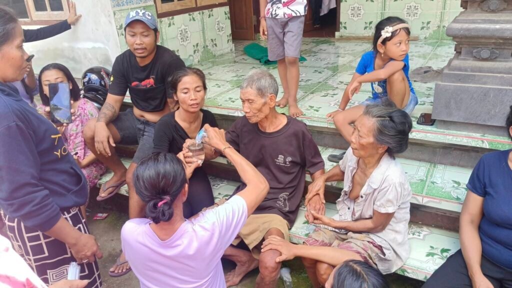 Kakek yang sempat hilang akhirnya berkumpul bersama keluarganya.