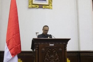 Ngakan Ketut Putra saat di DPRD Gianyar.