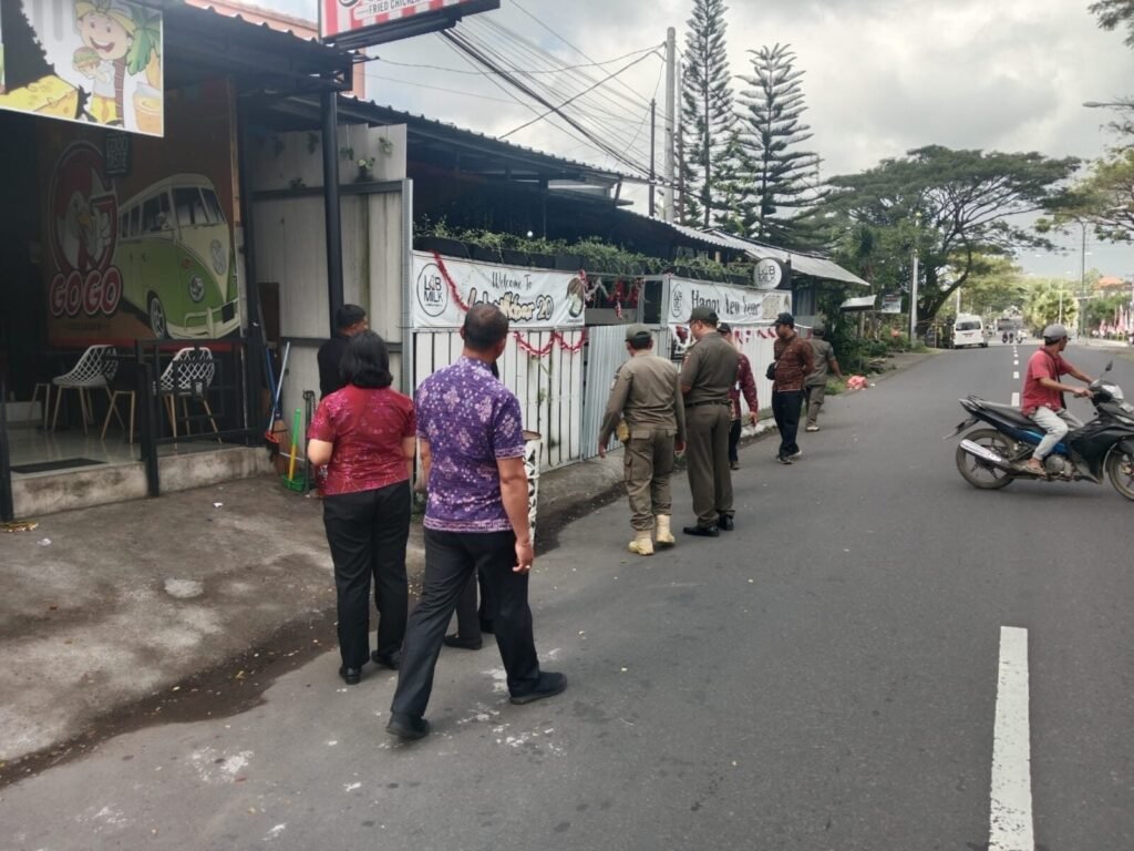 Sidak di jalur 11 Karangasem.