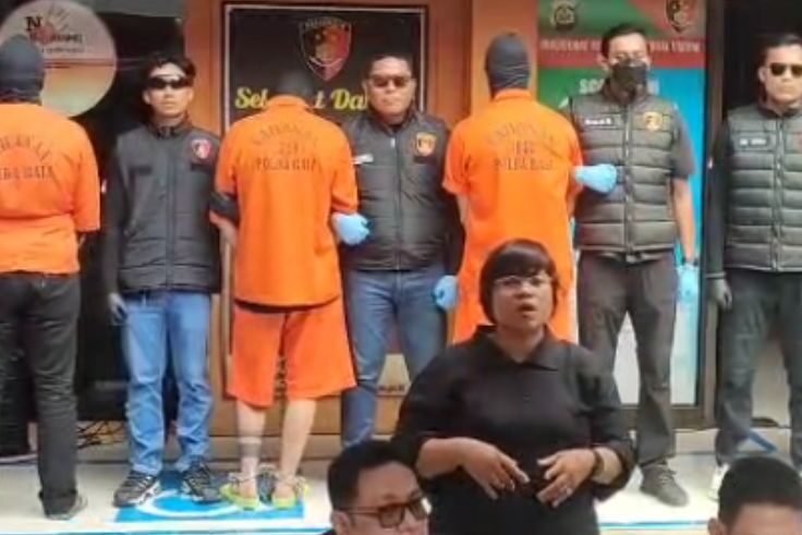 Konferensi pers di Mapolda Bali, Jumat (1/8).