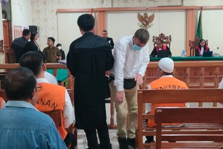 Bule Rusia Andrei Zharin jalani sidang putusan di PN Denpasar.