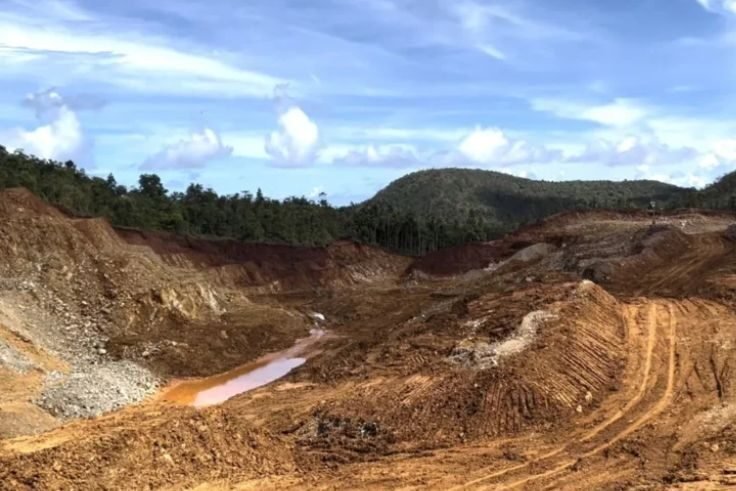 PT GAG Nikel menghentikan kegiatan operasionalnya untuk sementara di Pulau Gag, Kabupaten Raja Ampat, Papua Barat Daya, Sabtu (7/6/2025). (Foto: Antara)