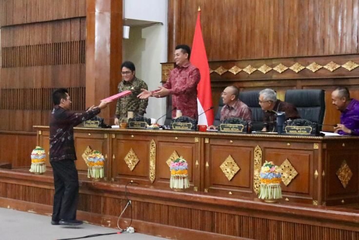 Rapat Paripurna ke-1 DPRD Provinsi Bali Masa Persidangan I Tahun Sidang 2025–2026 di Gedung Wiswa Sabha Utama, Denpasar, Rabu (3/9).