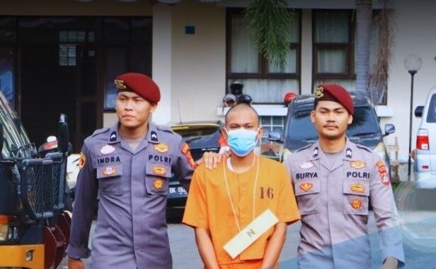 Pelaku narkoba inisial N diamankan polisi Polres Klungkung.