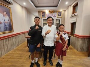 Bupati Bangli (tengah) saat terima audiensi perwakilan peserta menuju Asean.