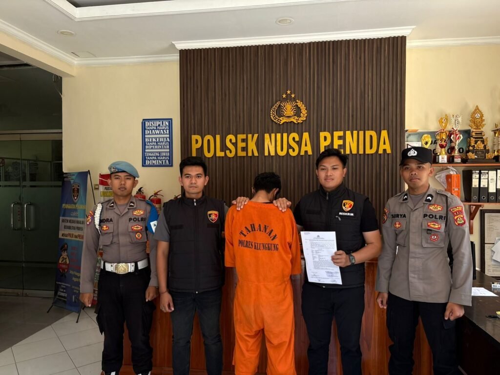 Pencuri tas wisatawan asing tertangkap.