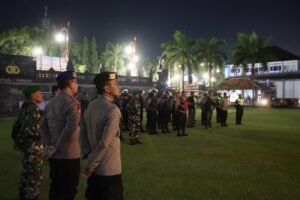 Petugas gabungan gelar patroli skala besar amankan wilayah Gianyar.