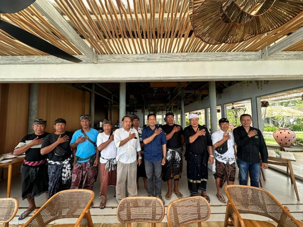 Jajaran Ditintelkam Polda bertemu perwakilan warga Bugbug Karangasem.