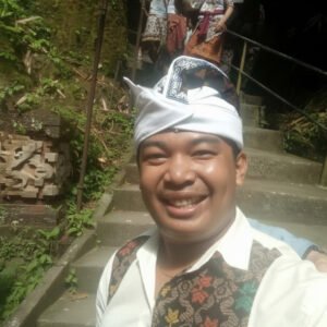 Korban Pande Megantara semasa hidup.