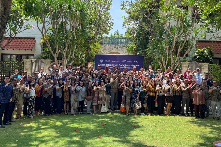 Anggota beserta jajaran ASITA Bali mengikuti SAKIRA, Sosialisasi AD/ART ASITA dan asuransi Jagawisata di Sudamala Resort, Sanur, pada Selasa (28/10).