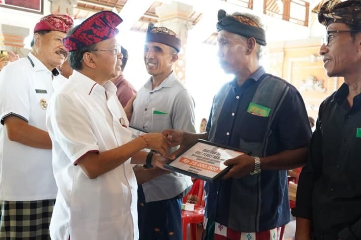 Koster Salurkan Bantuan Untuk Korban Banjir di Tabanan dan Jembrana. (Istimewa)