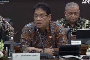 Menteri Keuangan Purbaya Yudhi Sadewa dalam konferensi pers APBN Kita di Kantor Kemenkeu, Jakarta, Selasa (14/10/2025).