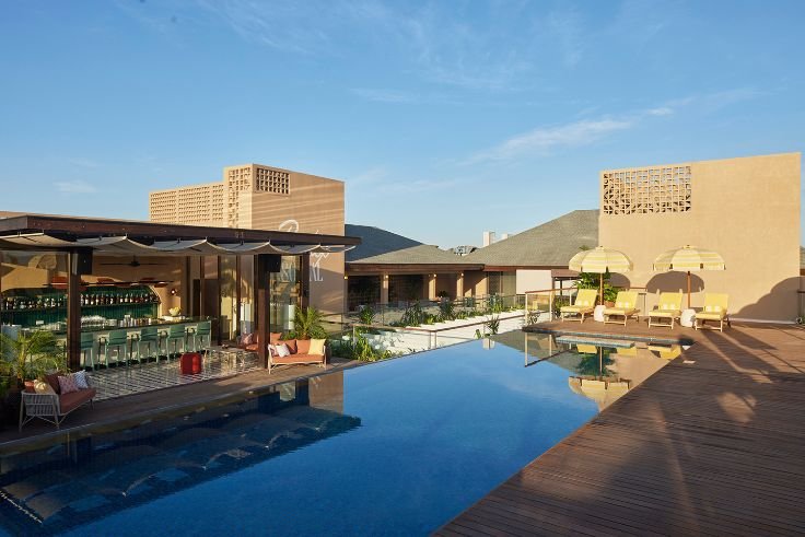 KLEO Seminyak blends mid-century modern flair with Bali’s creative spirit in the heart of Seminyak.