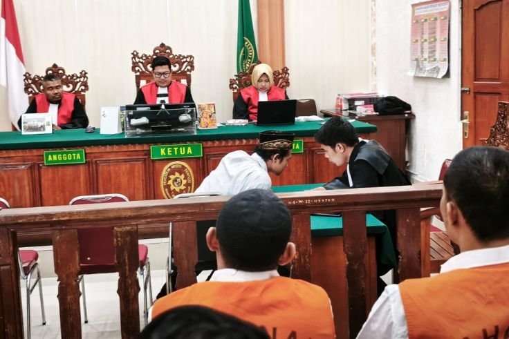 Ahmad Real J (30) dijatuhi hukuman 8 tahun penjara.