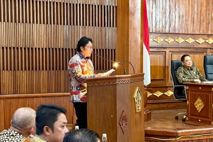 Wakil Gubernur Bali, I Nyoman Giri Prasta di Gedung Wiswa Sabha, Kantor Gubernur Bali, Senin (24/11/2025).