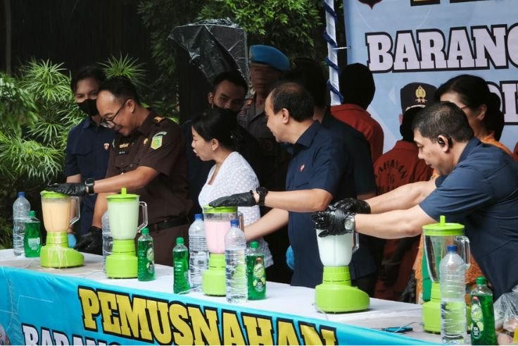 Pemusnahan barang bukti narkotika senilai sekitar Rp4 miliar pada Kamis (18/12).