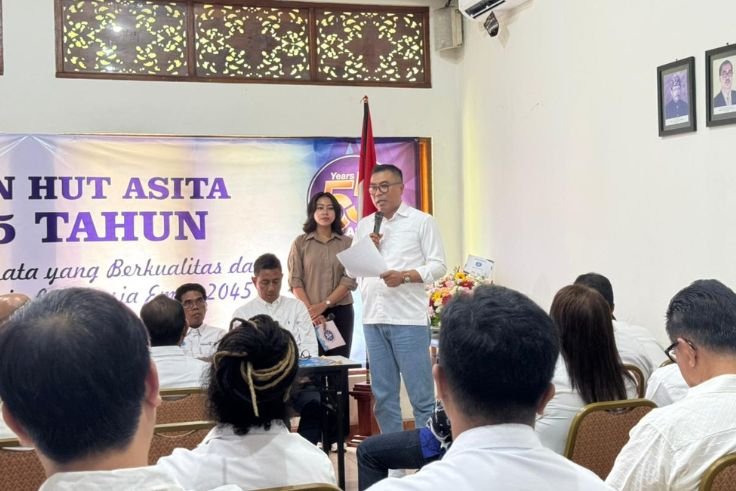Ketua DPD ASITA Bali, I Putu Winastra saat memberikan sambutan.