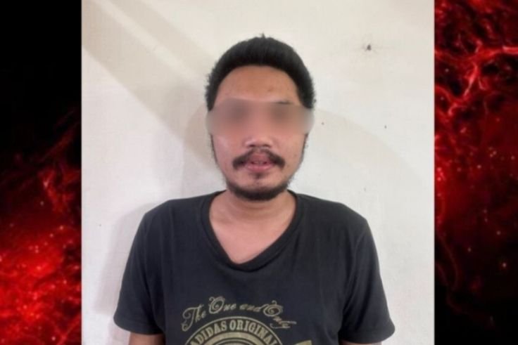 Pelaku IBSAM diamankan di Polsek Mengwi usai merusak tempat persembahyangan keluarga. (Istimewa)