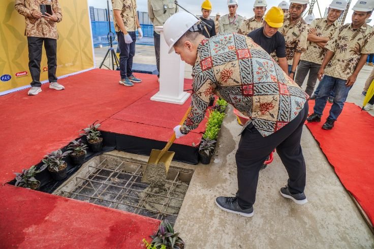 Topping-off ceremony of KoenoKoeni Hotel Semarang marks a key milestone ahead of its planned opening in the third quarter of 2026.