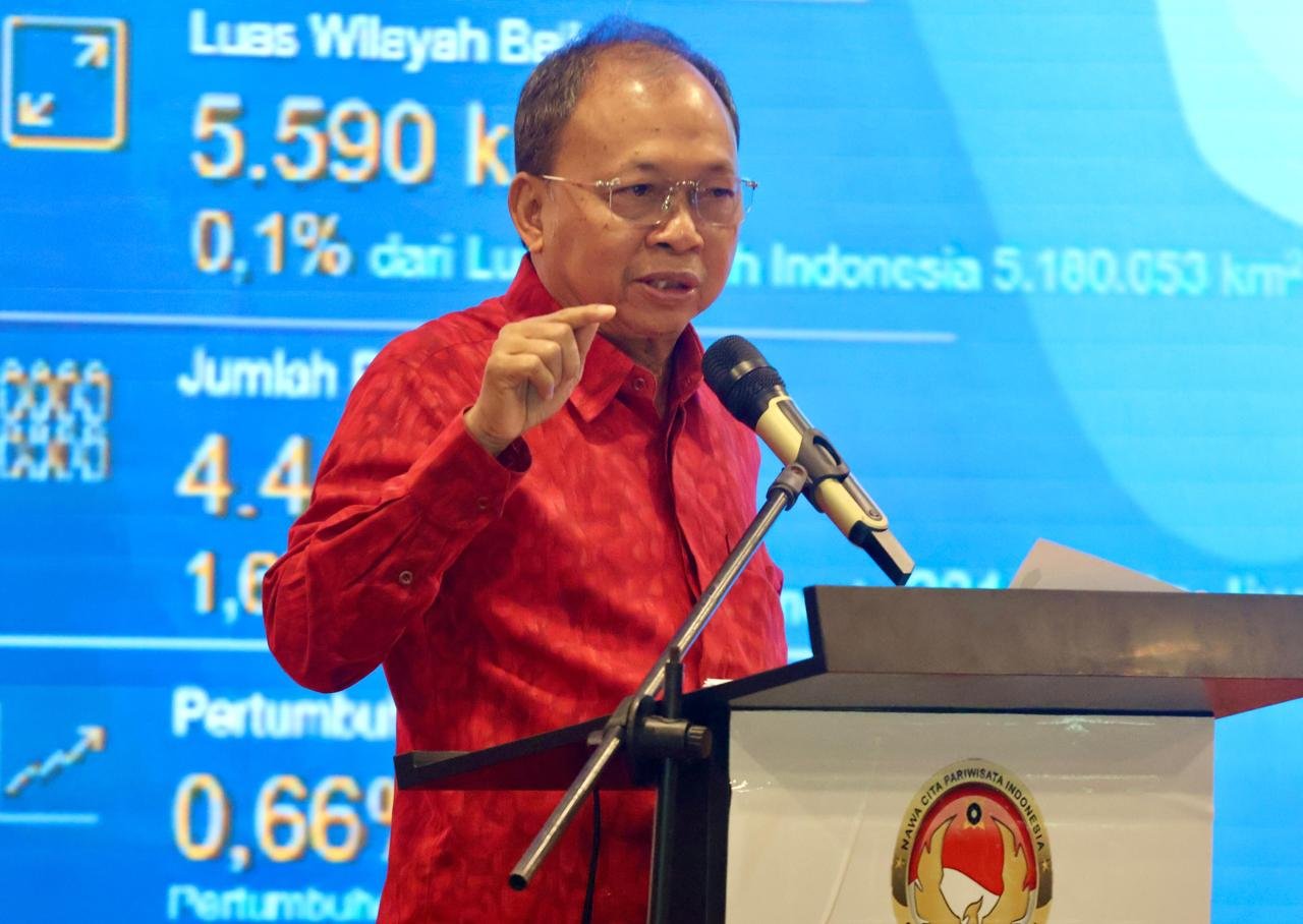 Gubernur Bali Wayan Koster menghadiri pelantikan pengurus DPW Nawa Cita Pariwisata Indonesia (NCPI) Provinsi Bali di Bali International Hospital, KEK Sanur, Denpasar, Rabu (18/2).