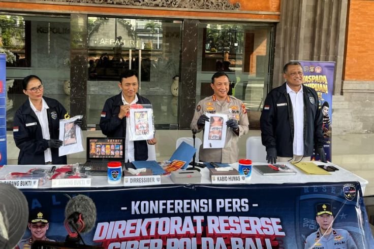 Polda Bali mengungkap jaringan judi online internasional di Benoa.