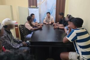 Sejumlah pemuda yang terlibat keributan di kawasan Jalan Hang Tuah, Denpasar Selatan, pada dini hari diamankan polisi.